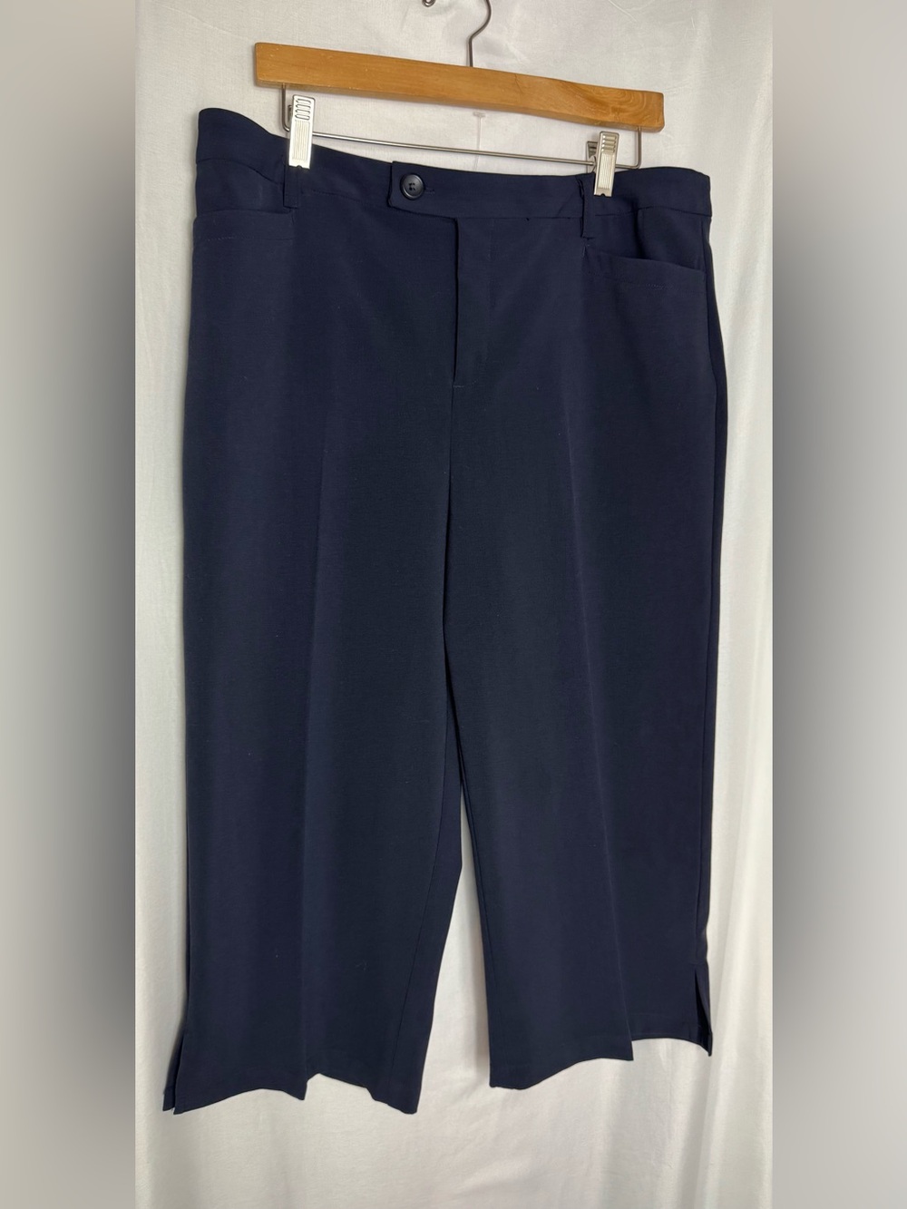 Christopher & Banks business casual preppy capri NWT 12 average
